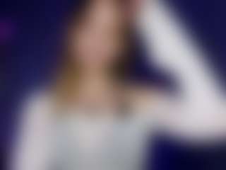 Live cam show with Ella - Brown Eyes Teen (18+) on TottyGirls