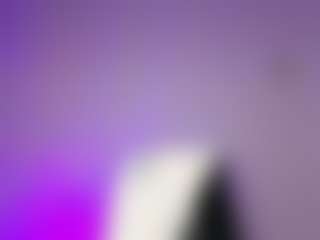 Ella's Live Sex Cam Show