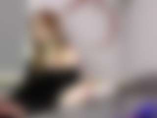Live cam show with Ella - College on Camsoda