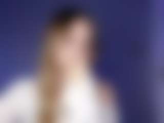 Ella's Live Sex Cam Show