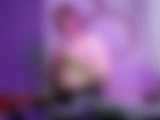 Ella's Live Sex Cam Show
