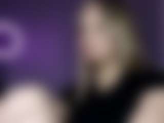 Ella's Live Sex Cam Show
