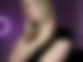 Live cam show with Ella - Cum In Pussy on livesuperchat.net