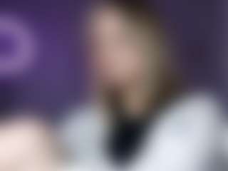 Ella's Live Sex Cam Show