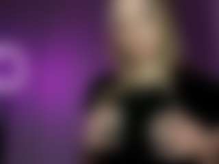 Live cam show with Ella - Athletic Young Adult on crypto-cams