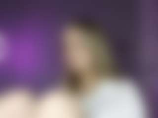 Live cam show with Ella - Role Play on CamClone