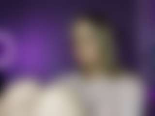 Live cam show with Ella - Ass Bouncing on AdultVida.com