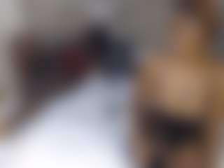 Live cam show with aliciaseed - Oil on Camsoda