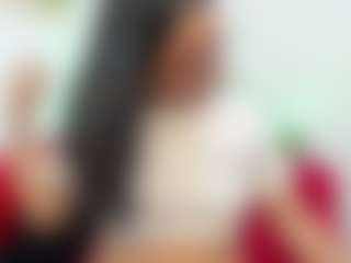 Aria-Rosee's Live Sex Cam Show