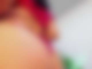 Aria-Rosee's Live Sex Cam Show