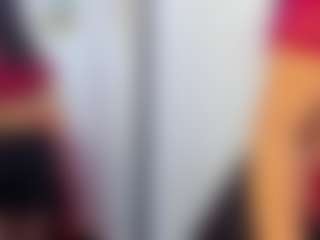 Aria-Rosee's Live Sex Cam Show