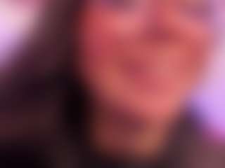 Live cam show with Aria-Rosee - New Brown Eyes on Camsoda