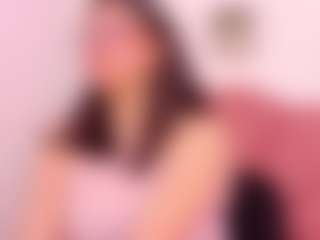 Live cam show with Aria-Rosee - College on fapnchat