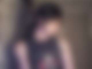 Live cam show with BonnySchatzel - Twerk on TeamSkeetLive