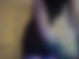 Live cam show with BonnySchatzel - Bi on Camsoda