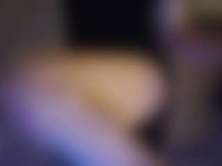 BonnySchatzel's Live Sex Cam Show