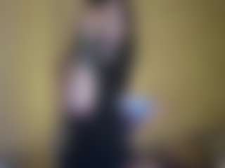 Live cam show with BonnySchatzel - Skinny on Camsoda