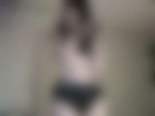 BonnySchatzel's Live Sex Cam Show