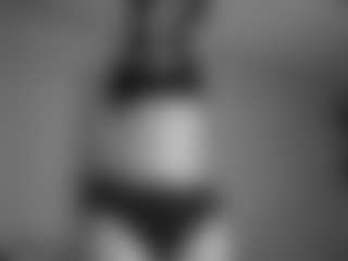 BonnySchatzel's Live Sex Cam Show