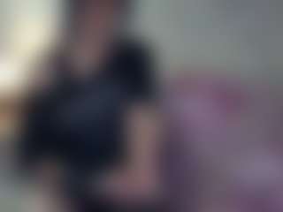 Live cam show with BonnySchatzel - Green Eyes on Camsoda