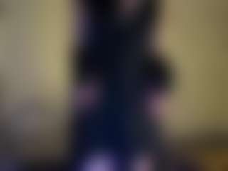 Live cam show with BonnySchatzel - Green Eyes on Soda Cam