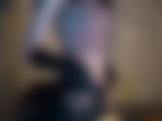 Live cam show with BonnySchatzel - Beauty on hrnylive.com