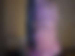 Live cam show with BonnySchatzel - Gamer on CamwithHer