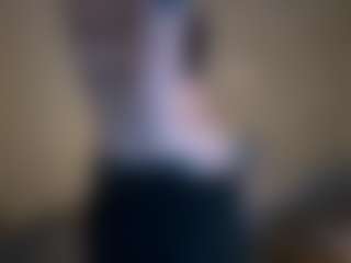 Live cam show with BonnySchatzel - Small on Camsoda