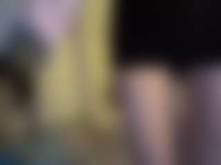 BonnySchatzel's Live Sex Cam Show