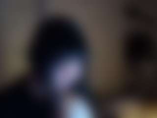 Live cam show with BonnySchatzel - Green Eyes on Stripli.com