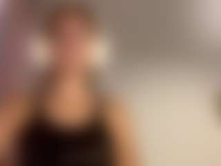 Live cam show with CandisMurdoch - Toys on infinitiblacc.com