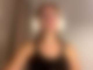Live cam show with CandisMurdoch - Twerk on Pornisteam.com