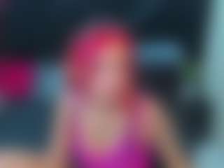 Live cam show with Candy-Lyn - New Toys on Camiplay Live