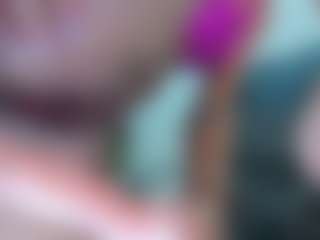 Live cam show with Candy-Lyn - Red Hair Cum on Camsoda