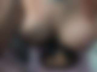 Live cam show with Candy-Lyn - Cowgirl on Dare Cams
