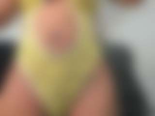 Live cam show with Candy-Lyn - Red Hair Shaved Pussy on Streamer API