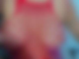 Live cam show with Candy-Lyn - Red Hair Young Adult on fapnchat