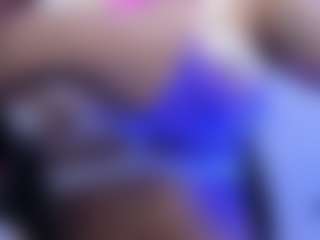 Live cam show with Candy-Lyn - Red Hair on CamwithHer
