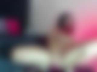 Spettacolo in cam dal vivo con Candy-Lyn - Thin su Camsoda