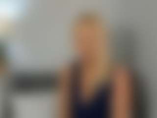 ClareHotMature's Live Sex Cam Show