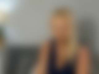 ClareHotMature's Live Sex Cam Show