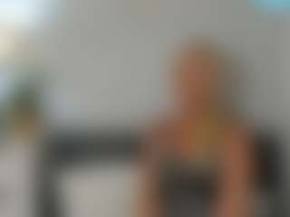 Live cam show with ClareHotMature - Granny on Mixed Magazine Live