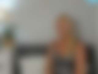 ClareHotMature's Live Sex Cam Show