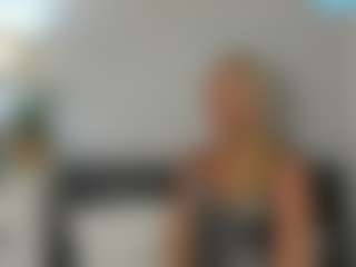 Live cam show with ClareHotMature - Dildo Or Vibrator on Camsoda
