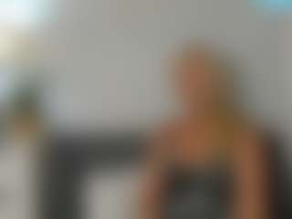ClareHotMature's Live Sex Cam Show