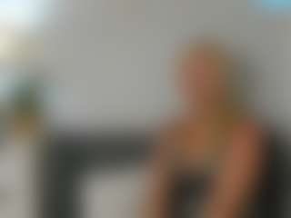 ClareHotMature's Live Sex Cam Show