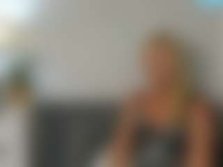 ClareHotMature's Live Sex Cam Show