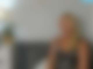 ClareHotMature's Live Sex Cam Show