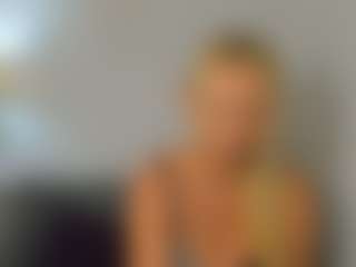 ClareHotMature's Live Sex Cam Show