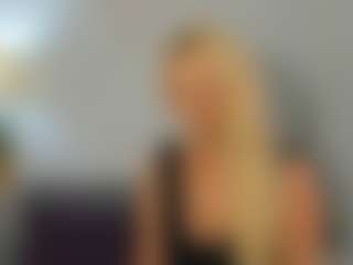 Live cam show with ClareHotMature - Spy Granny on CamwithHer